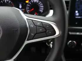 Renault Clio (2024) thumbnail 21