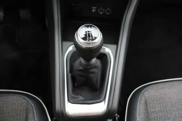 Renault Captur (2022) thumbnail 12