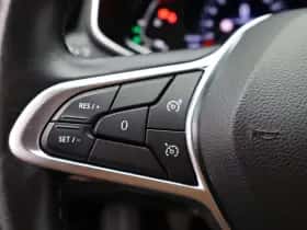 Renault Clio (2019) thumbnail 25