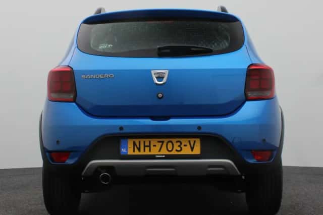 Dacia Sandero (2017) thumbnail 4