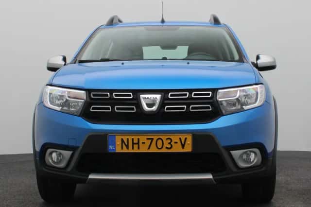 Dacia Sandero (2017) thumbnail 8