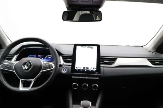 Renault Captur (2021) thumbnail 31