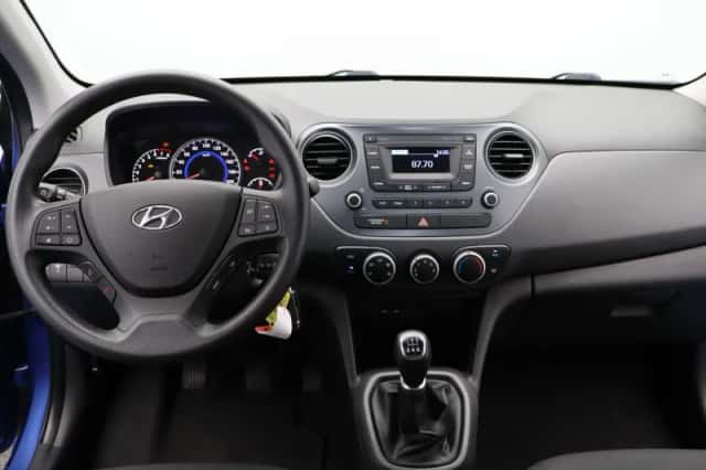Hyundai i10 (2019) thumbnail 9