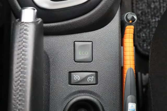 Renault Captur (2019) thumbnail 21