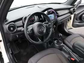 MINI Cooper (2018) thumbnail 35