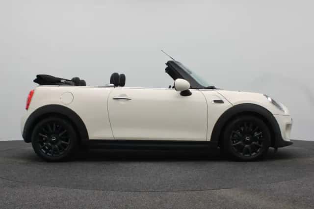 MINI Cooper (2018) thumbnail 6