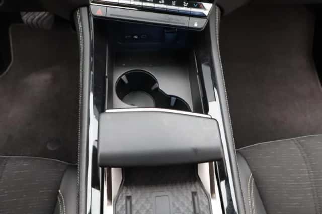Renault Austral (2023) thumbnail 15