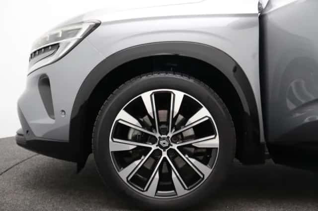 Renault Austral (2023) thumbnail 17
