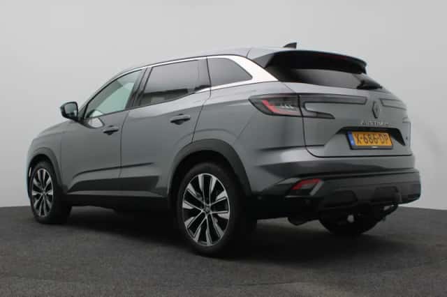 Renault Austral (2023) thumbnail 3