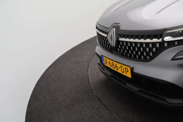 Renault Austral (2023) thumbnail 33