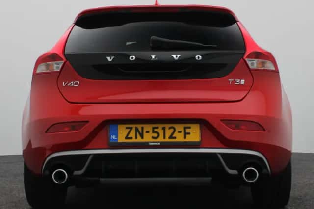 Volvo V40 (2019) thumbnail 4