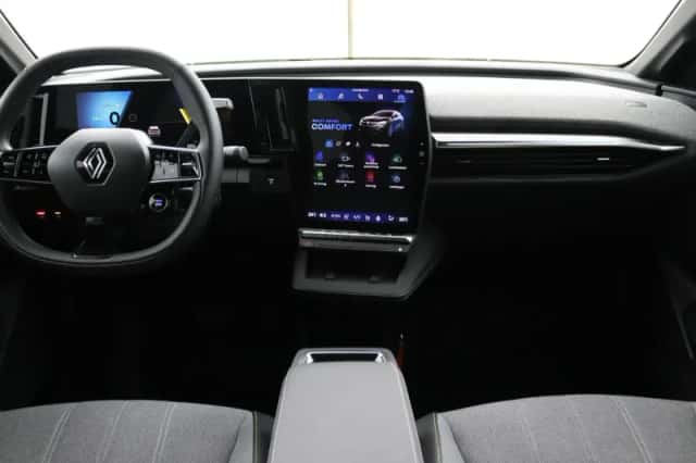 Renault Mégane E-Tech (2025) thumbnail 13