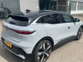 Renault Mégane E-Tech (2023) thumbnail 6