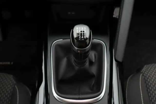 Renault Kadjar (2016) thumbnail 12