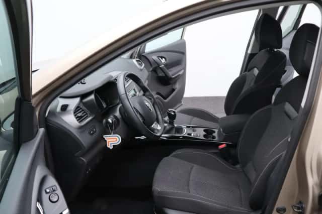 Renault Kadjar (2016) thumbnail 13