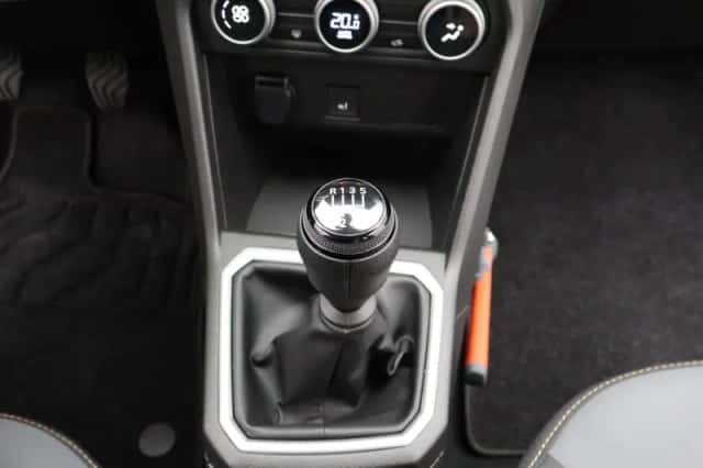 Dacia Sandero Stepway (2024) thumbnail 12