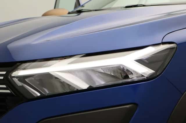 Dacia Sandero Stepway (2024) thumbnail 16