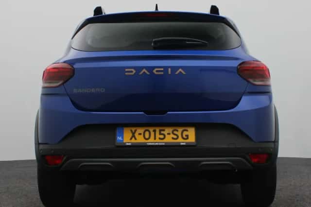 Dacia Sandero Stepway (2024) thumbnail 4