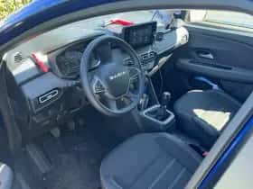 Dacia Sandero (2024) thumbnail 8