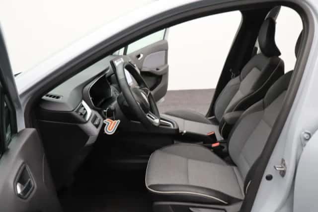 Renault Clio (2024) thumbnail 13