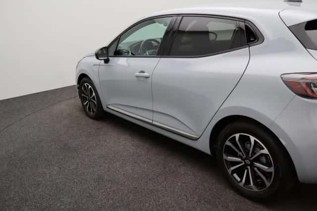 Renault Clio (2024) thumbnail 34