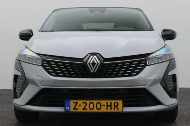 Renault Clio (2024) thumbnail 8