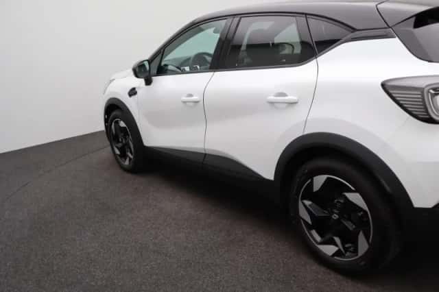 Renault Captur (2025) thumbnail 34