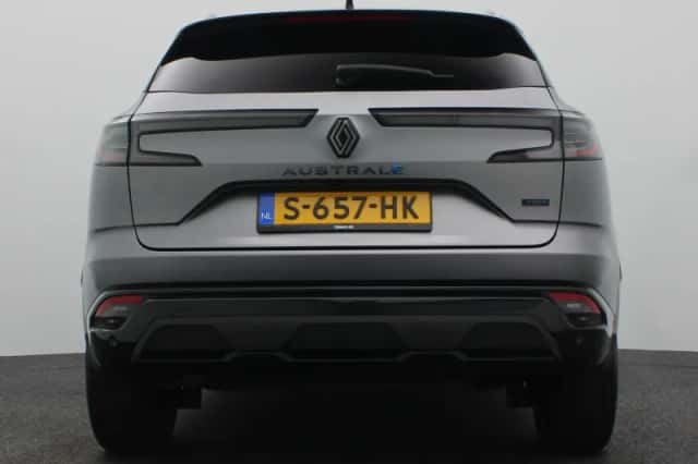 Renault Austral (2023) thumbnail 4