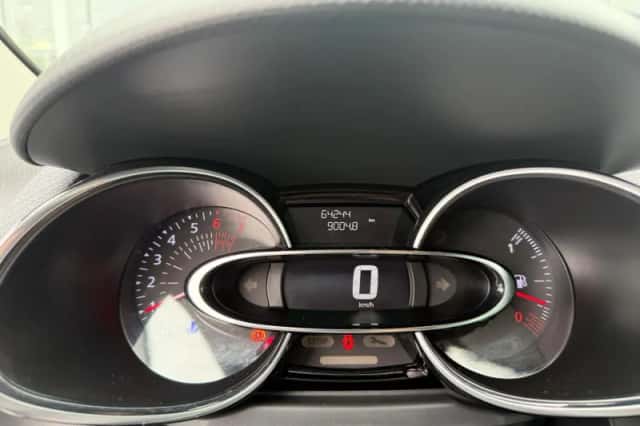 Renault Clio (2018) thumbnail 8