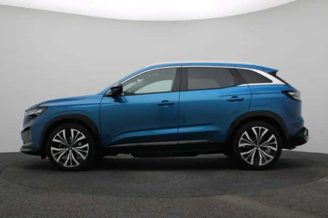 Renault Austral (2025) thumbnail 2