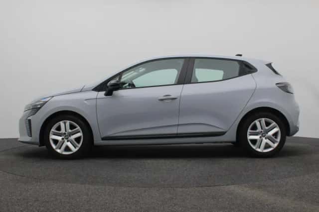 Renault Clio (2024) thumbnail 2