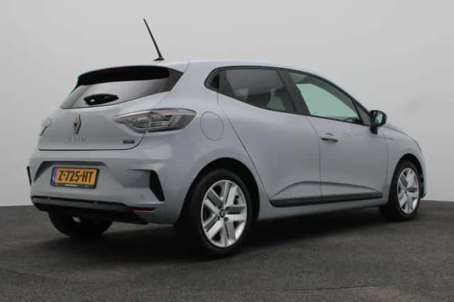 Renault Clio (2024) thumbnail 5