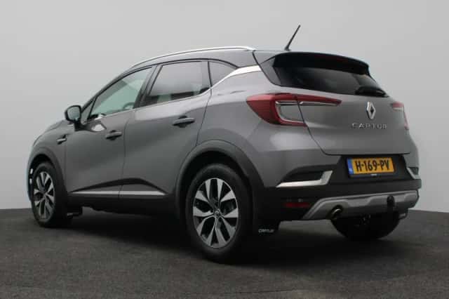 Renault Captur (2020) thumbnail 3