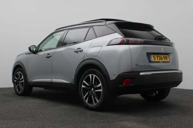 Peugeot e-2008 (2023) thumbnail 3