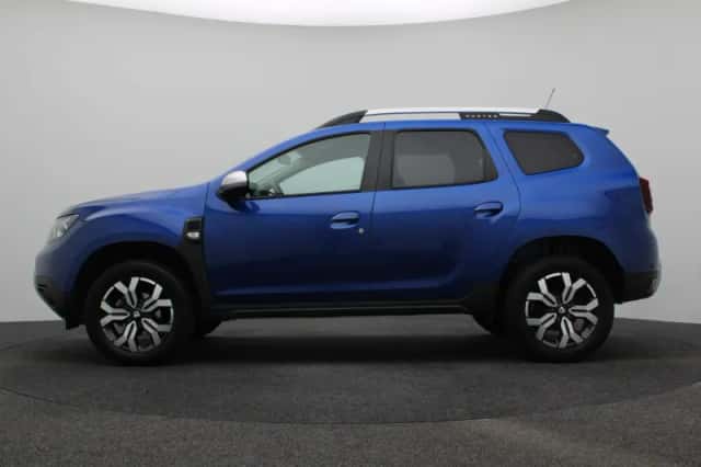 Dacia Duster (2022) thumbnail 2