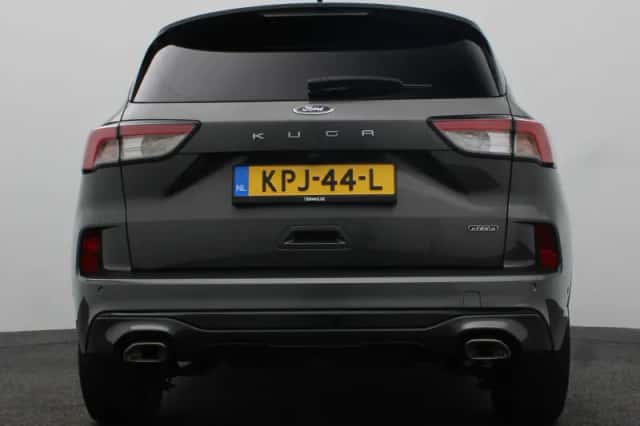 Ford Kuga (2022) thumbnail 4