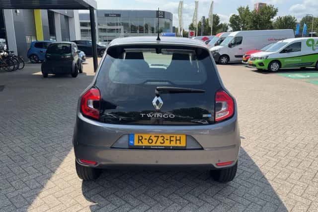 Renault Twingo (2022) thumbnail 4