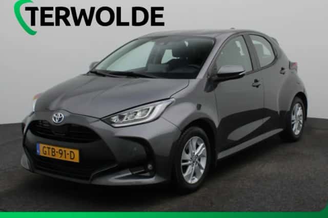 Toyota Yaris (2022) thumbnail 1