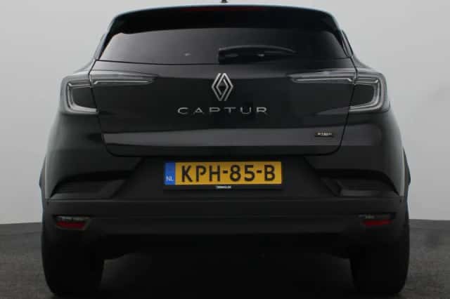 Renault Captur (2025) thumbnail 4
