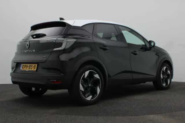 Renault Captur (2025) thumbnail 5