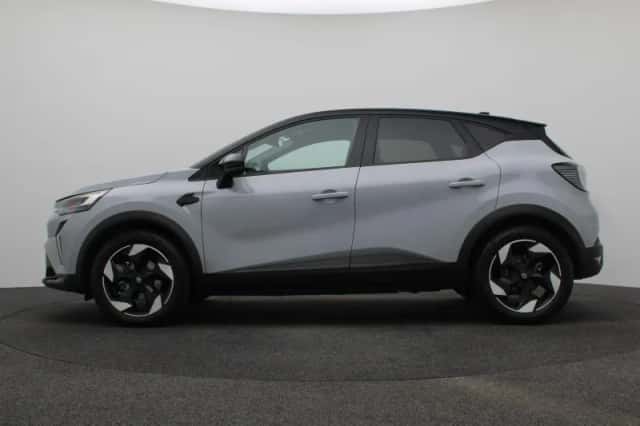Renault Captur (2025) thumbnail 2