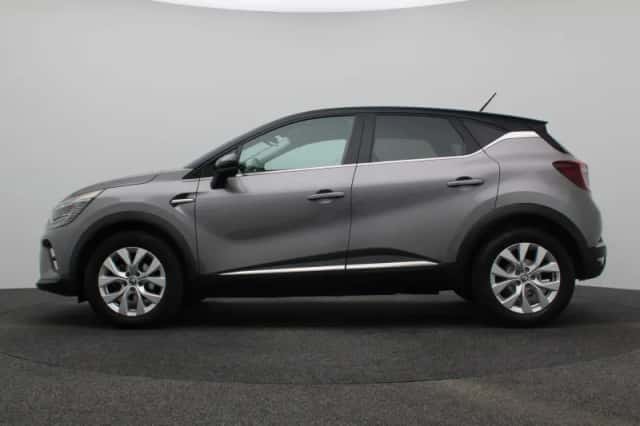 Renault Captur (2021) thumbnail 2