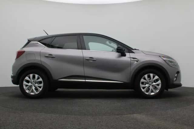 Renault Captur (2021) thumbnail 6