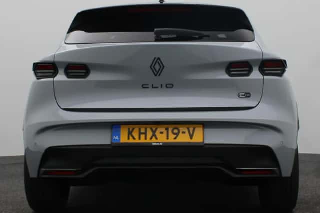 Renault Clio (2026) thumbnail 4