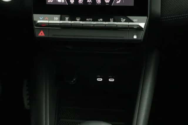 Renault Captur (2026) thumbnail 6