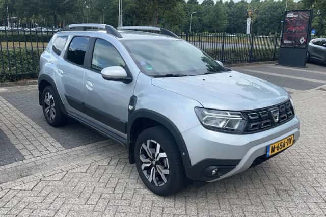 Dacia Duster (2022) thumbnail 6