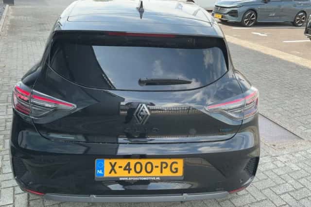 Renault Clio (2023) thumbnail 4