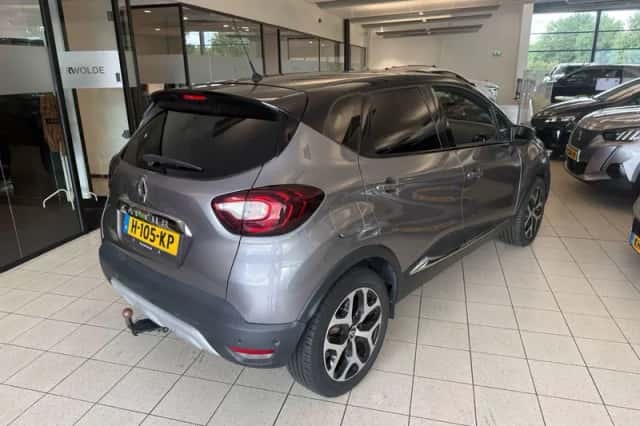 Renault Captur (2019) thumbnail 4