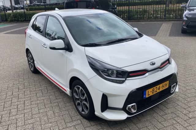 Kia Picanto (2021) thumbnail 6