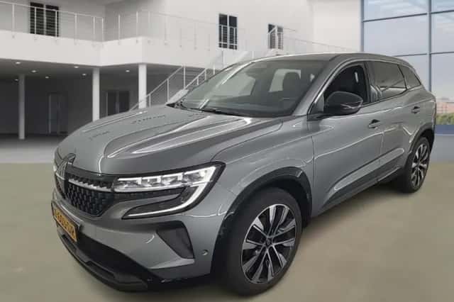 Renault Austral (2023) thumbnail 2